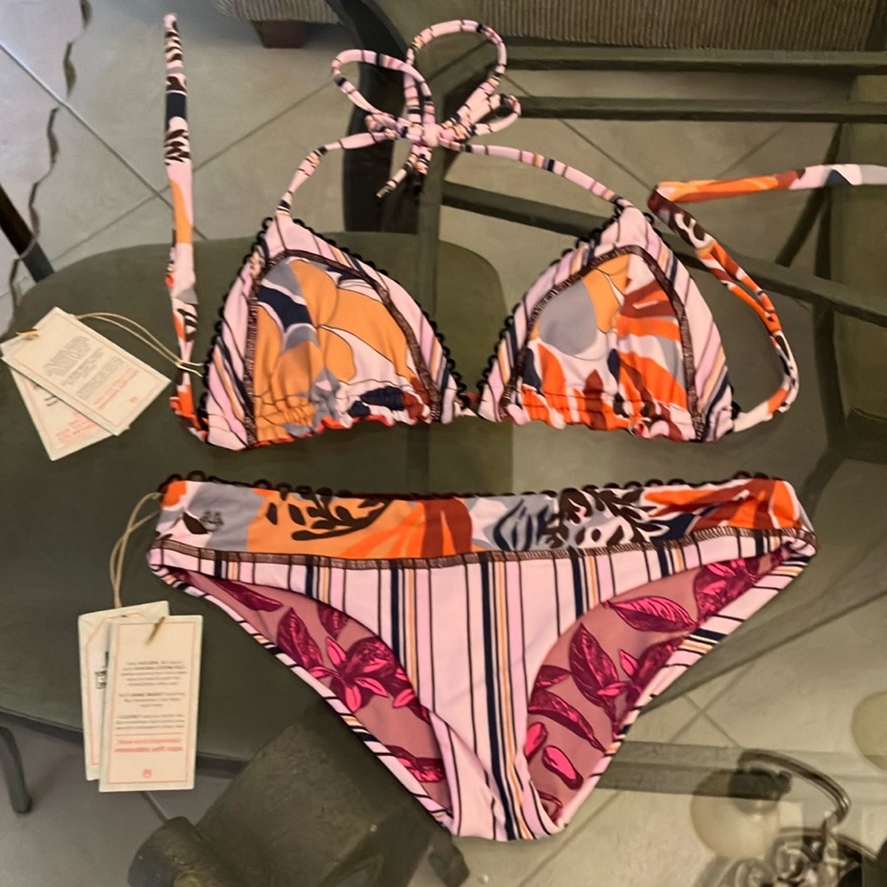 Maaji bikini, top L and bottom S